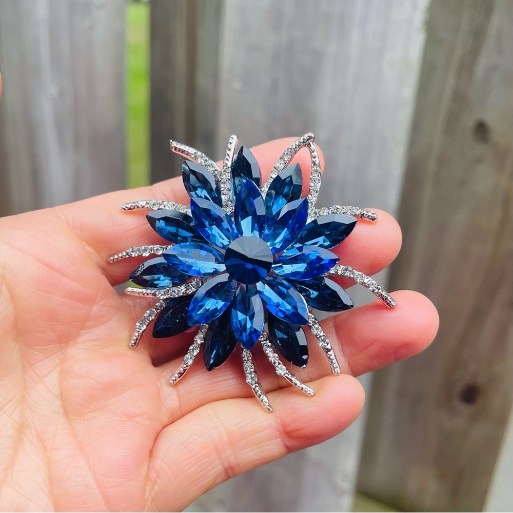 Large Blue Brooch Large Rhinestone Brooch Pin - Picture 4 of 6
